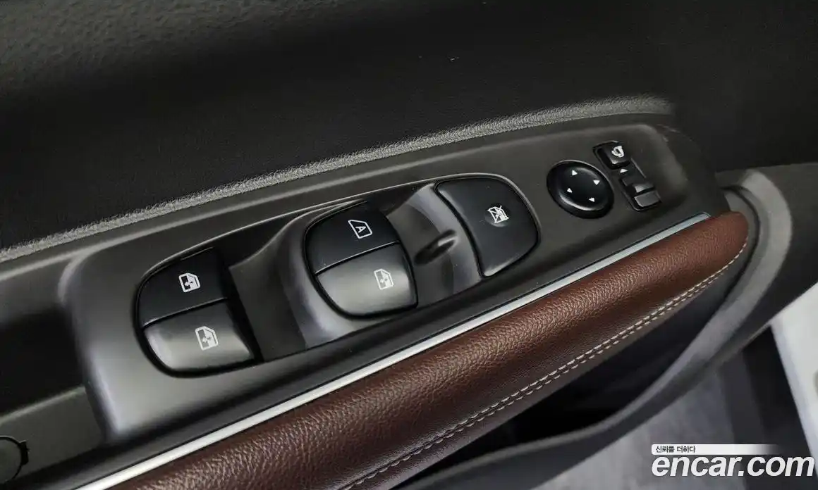 Renault QM6 2017 2.0 Автомат в Москве № 149493, фото 16