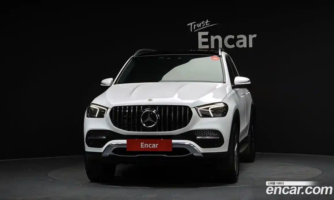 Mercedes-Benz GLE-Class 2023 2.0 Автомат в Москве № 150586, фото 19