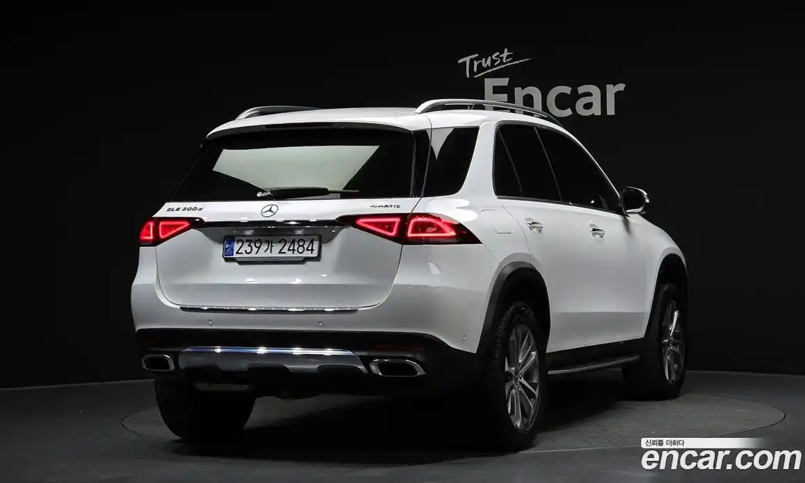 Mercedes-Benz GLE-Class 2023 2.0 Автомат в Москве № 150586, фото 5