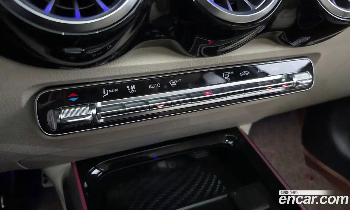 Mercedes-Benz GLB-Class 2021 2.0 Автомат в Москве № 150788, фото 18