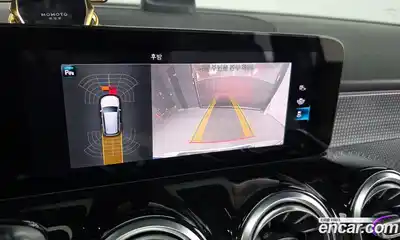 Mercedes-Benz GLB-Class 2021 2.0 Автомат в Москве № 150788, миниатюра 8