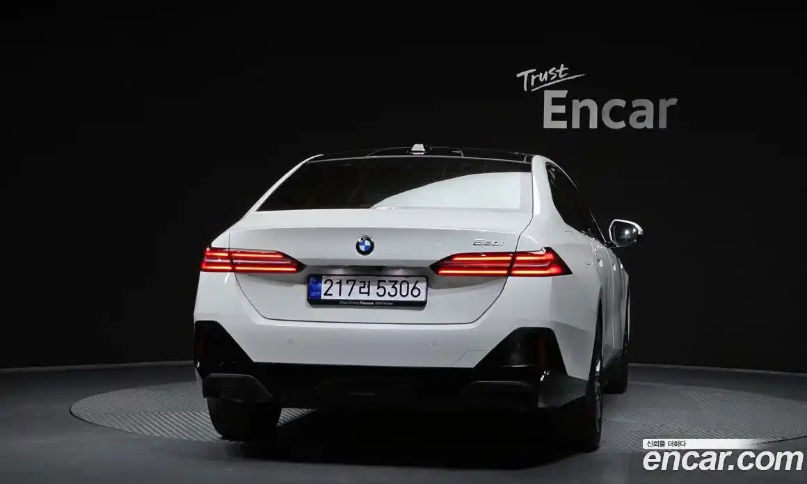 BMW 5-Series 2025 2.0 Автомат в Москве № 153481, фото 14