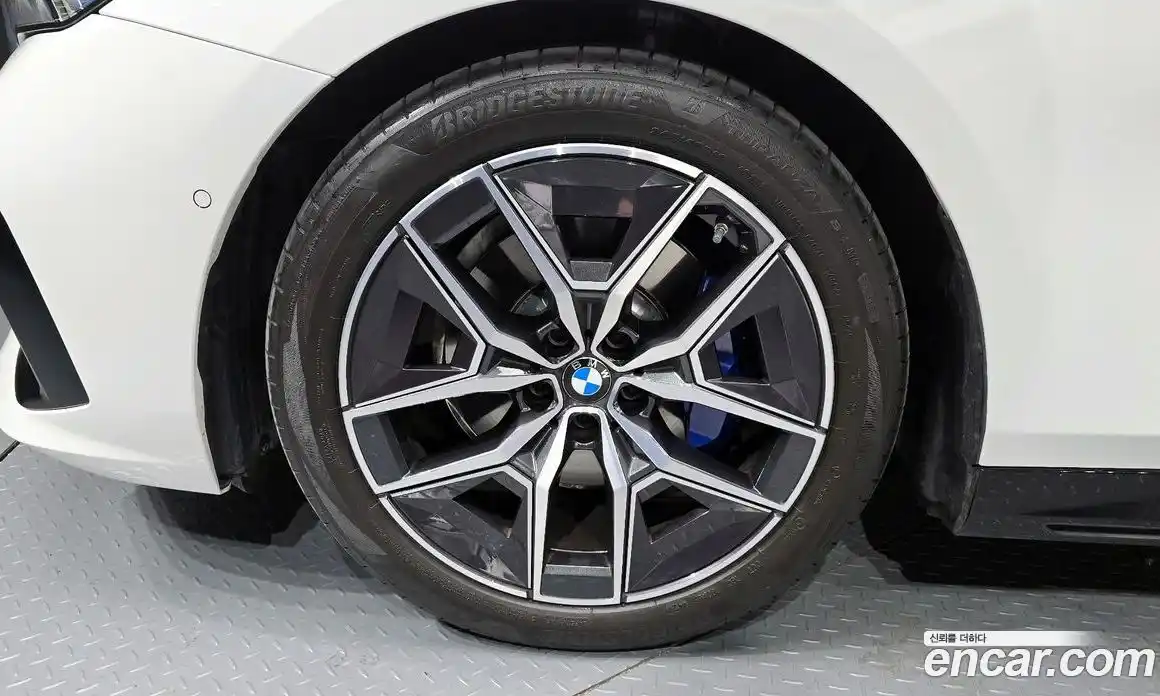 BMW 5-Series 2025 2.0 Автомат в Москве № 153481, фото 16