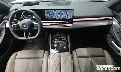 BMW 5-Series 2025 2.0 Автомат в Москве № 153481, миниатюра 6