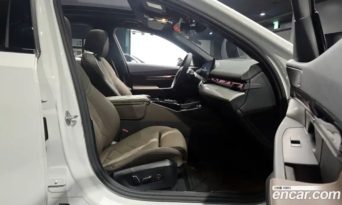 BMW 5-Series 2025 2.0 Автомат в Москве № 153481, фото 10