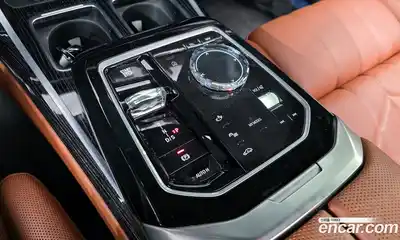 BMW 7-Series 2025 3.0 Автомат в Москве № 153524, миниатюра 3