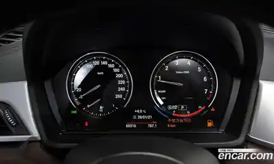 BMW X1 2022 2.0 Автомат в Москве № 158241, миниатюра 2