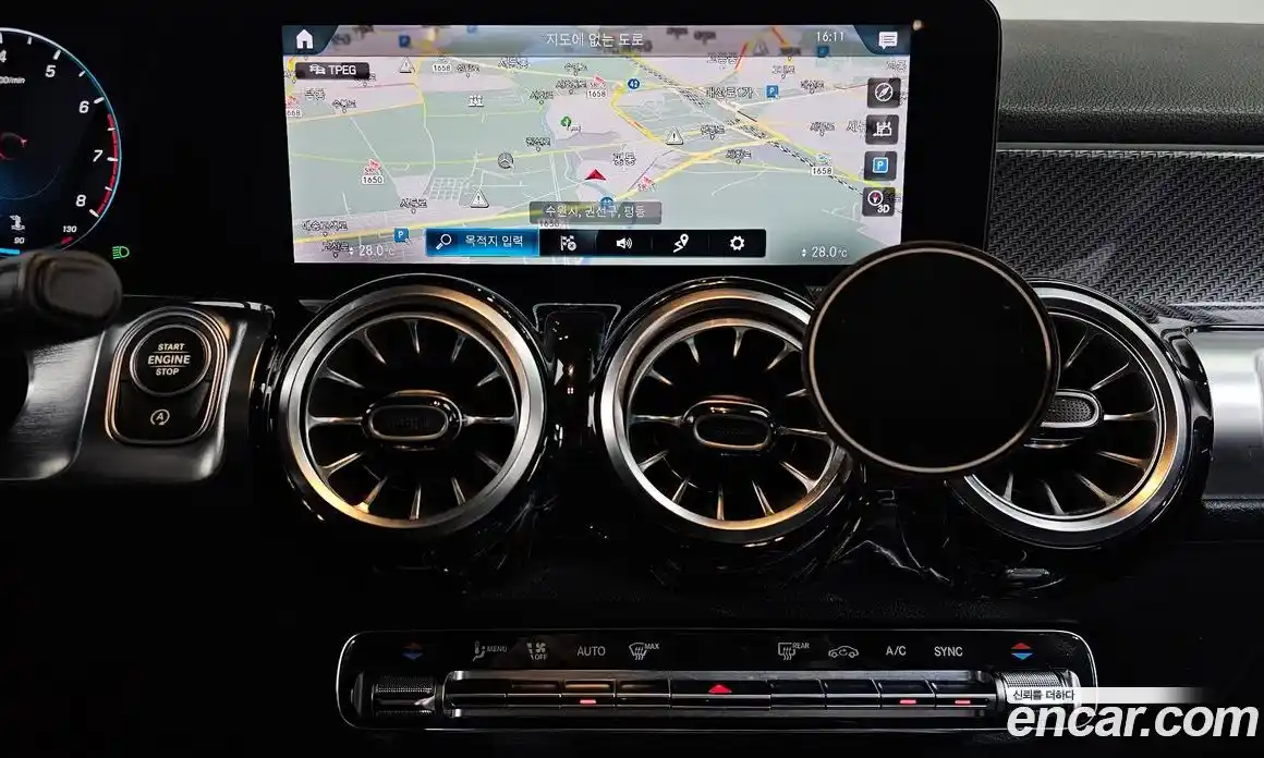 Mercedes-Benz GLB-Class 2021 2.0 Автомат в Москве № 160022, фото 18