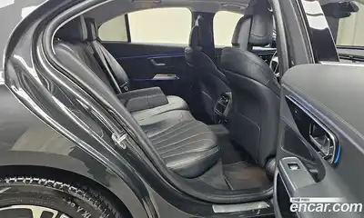 Mercedes-Benz E-Class 2025 2.0 Автомат в Москве № 160315, миниатюра 2