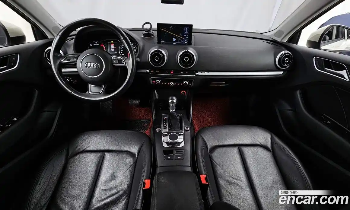 Audi A3 2015 2.0 Автомат в Москве № 162966, фото 18