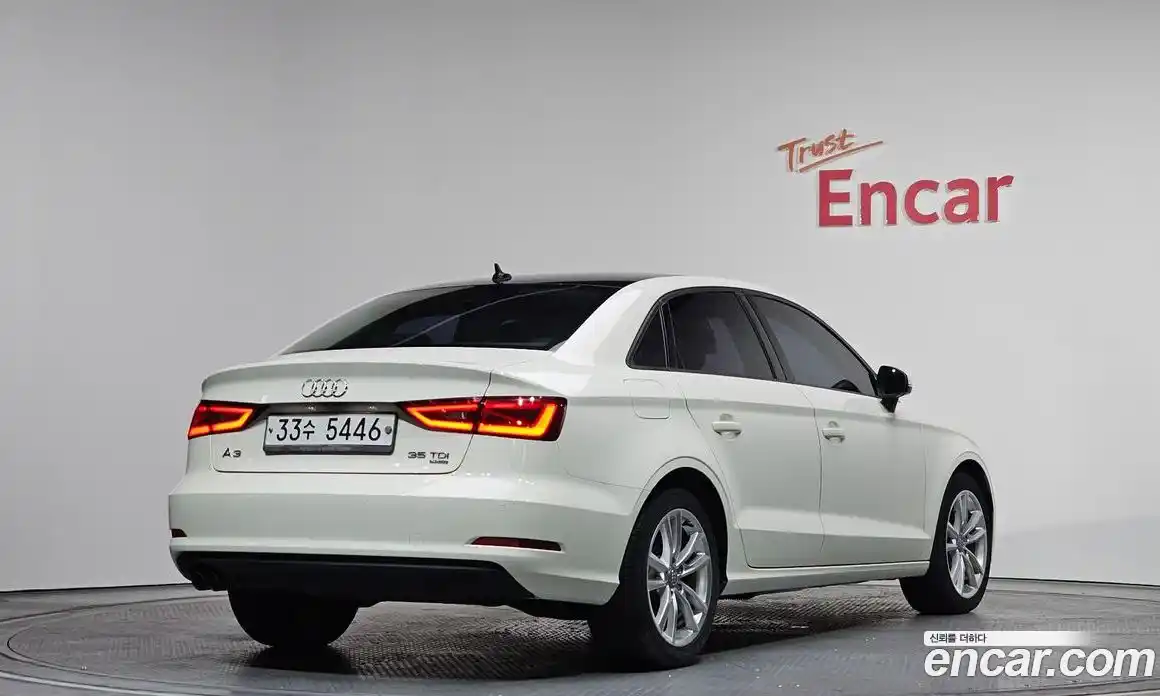 Audi A3 2015 2.0 Автомат в Москве № 162966, фото 19