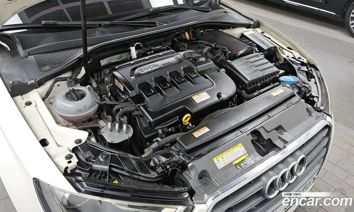 Audi A3 2015 2.0 Автомат в Москве № 162966, фото 10