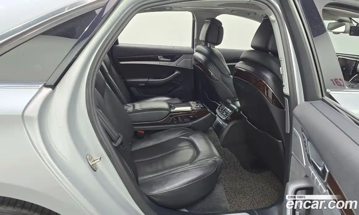 Audi A8 2014 4.1 Автомат в Москве № 163917, фото 8