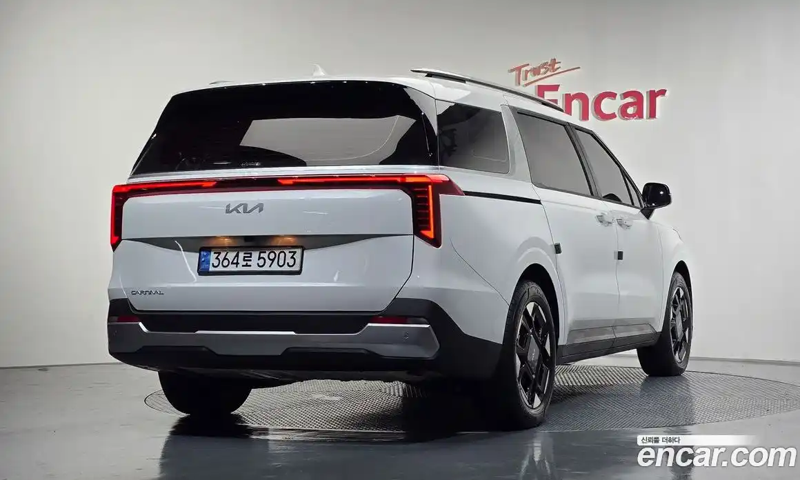 Kia Canival 2025 3.5 Автомат в Москве № 16414, фото 17