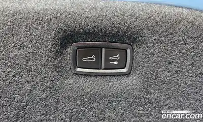 Porsche Taycan 2024 0.1 Автомат в Москве № 165110, миниатюра 7