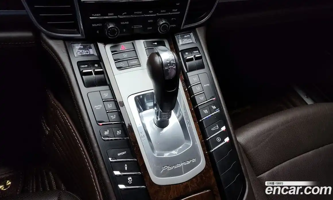 Porsche Panamera 2010 4.8 Автомат в Москве № 165660, фото 13