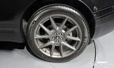 Land Rover Range-Rover Velar 2025 3.0 Автомат в Москве № 166023, миниатюра 12