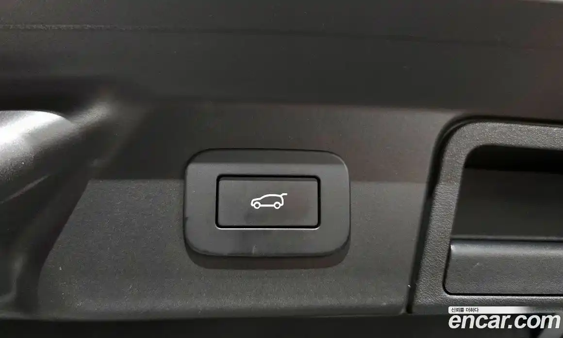 Land Rover Range-Rover Velar 2025 3.0 Автомат в Москве № 166023, фото 18