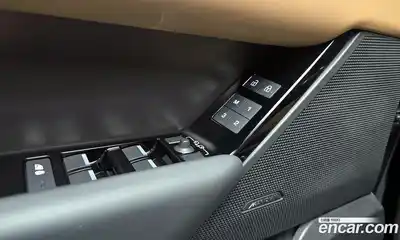 Land Rover Range-Rover Velar 2025 3.0 Автомат в Москве № 166023, миниатюра 10