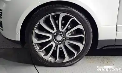 Land Rover Range-Rover 2016 4.4 Автомат в Москве № 166466, миниатюра 3