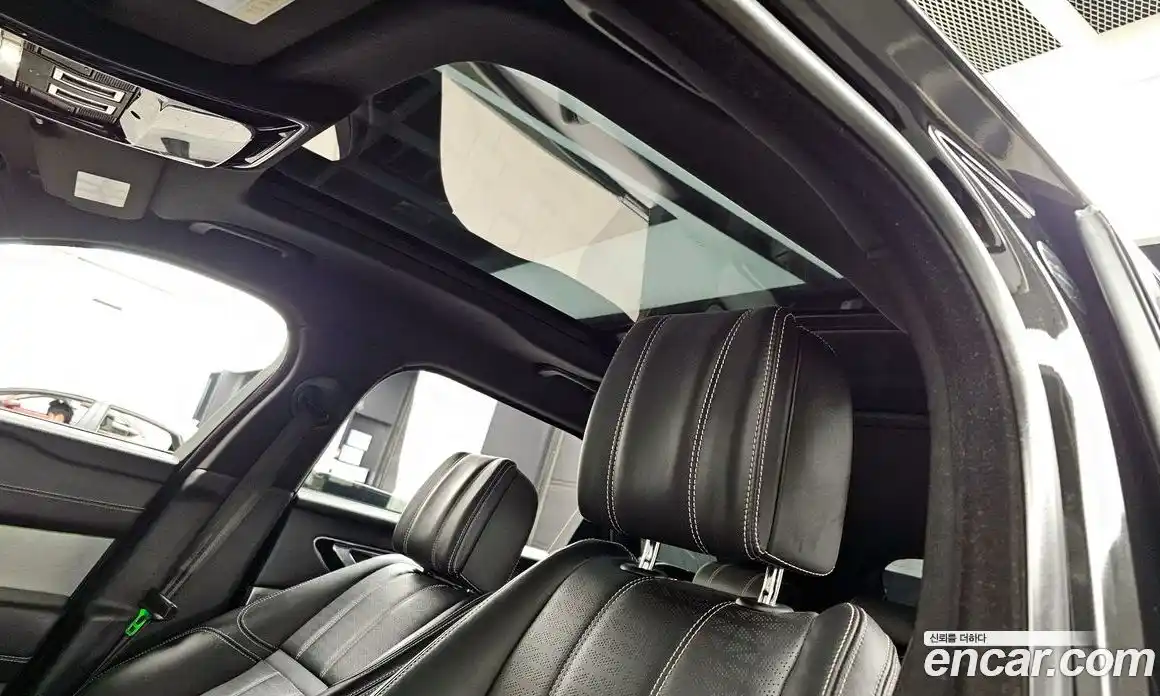 Land Rover Range-Rover Velar 2018 3.0 Автомат в Москве № 166504, фото 14