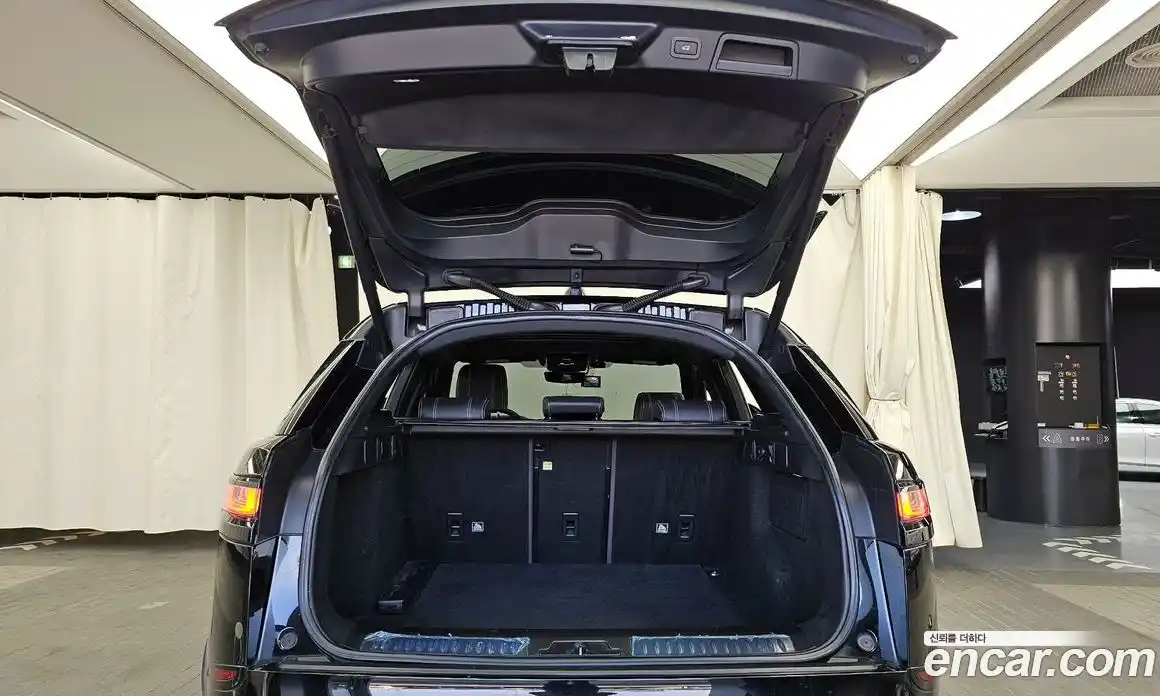 Land Rover Range-Rover Velar 2018 3.0 Автомат в Москве № 166504, фото 20