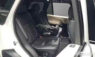 Land Rover Range-Rover 2017 4.4 Автомат в Москве № 166541, миниатюра 11