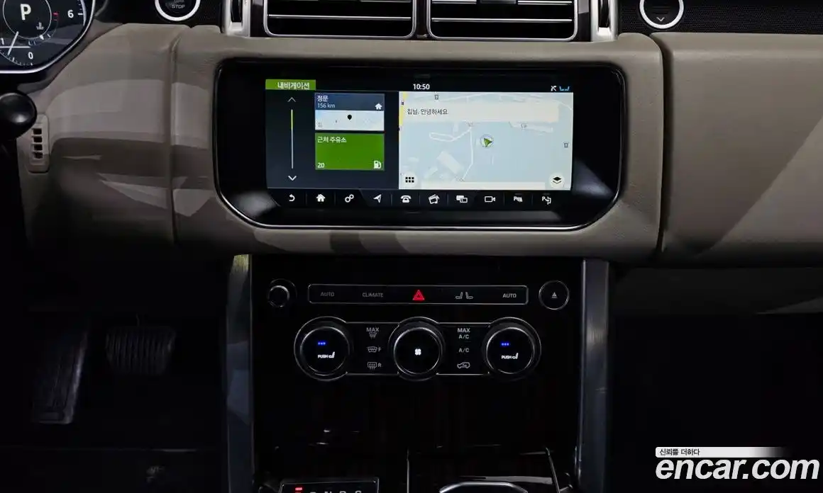 Land Rover Range-Rover 2017 4.4 Автомат в Москве № 166541, фото 18