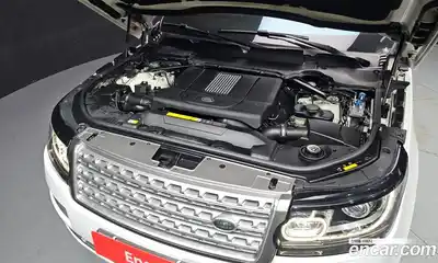 Land Rover Range-Rover 2017 4.4 Автомат в Москве № 166541, миниатюра 9