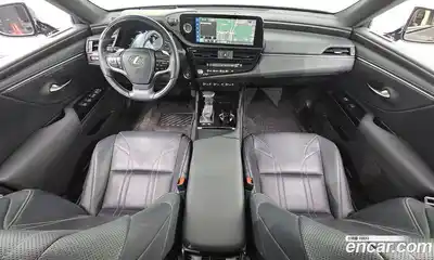 Lexus ES 2023 2.5 Автомат в Москве № 168138, миниатюра 4