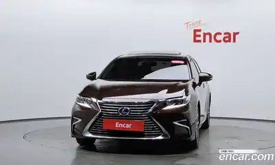 Lexus ES, 2017