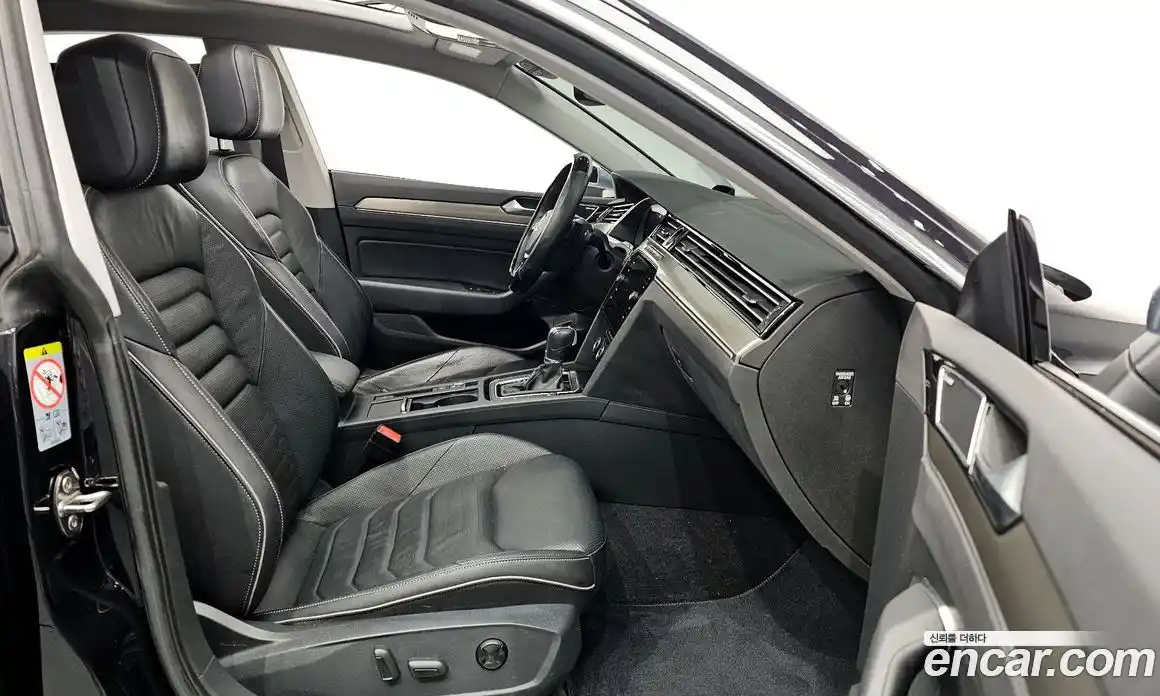 Volkswagen Arteon 2019 2.0 Автомат в Москве № 168938, фото 15