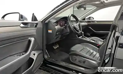 Volkswagen Arteon 2019 2.0 Автомат в Москве № 168938, миниатюра 4