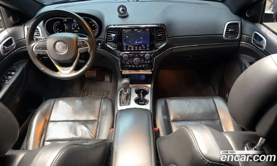 Jeep Cherokee 2019 3.6 Автомат в Москве № 169815, фото 13