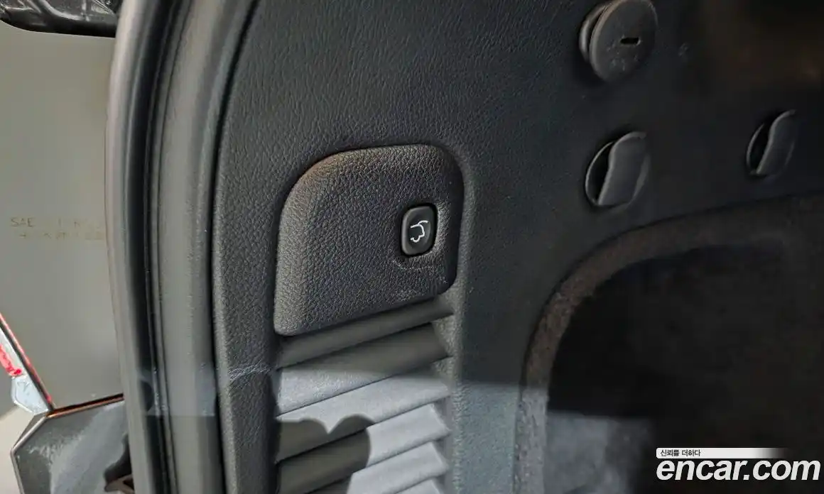 Jeep Cherokee 2019 3.6 Автомат в Москве № 169815, фото 6