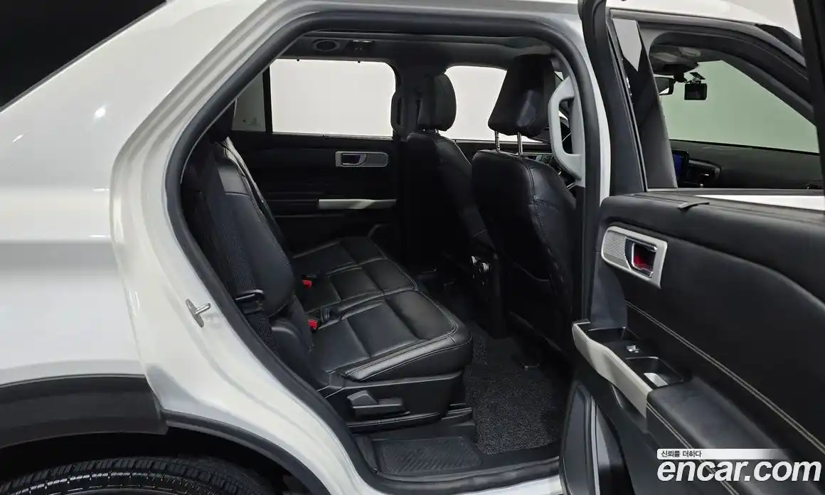 Ford Explorer 2022 2.3 Автомат в Москве № 170883, фото 13