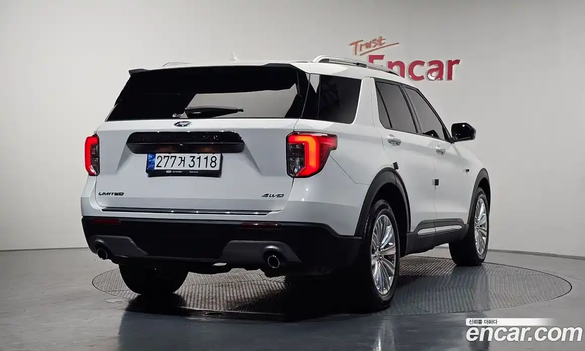 Ford Explorer 2022 2.3 Автомат в Москве № 170883, фото 18