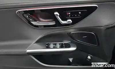 Mercedes-Benz C-Class 2024 2.0 Автомат в Москве № 176543, миниатюра 10