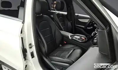 Mercedes-Benz GLC-Class 2021 2.0 Автомат в Москве № 177446, миниатюра 6