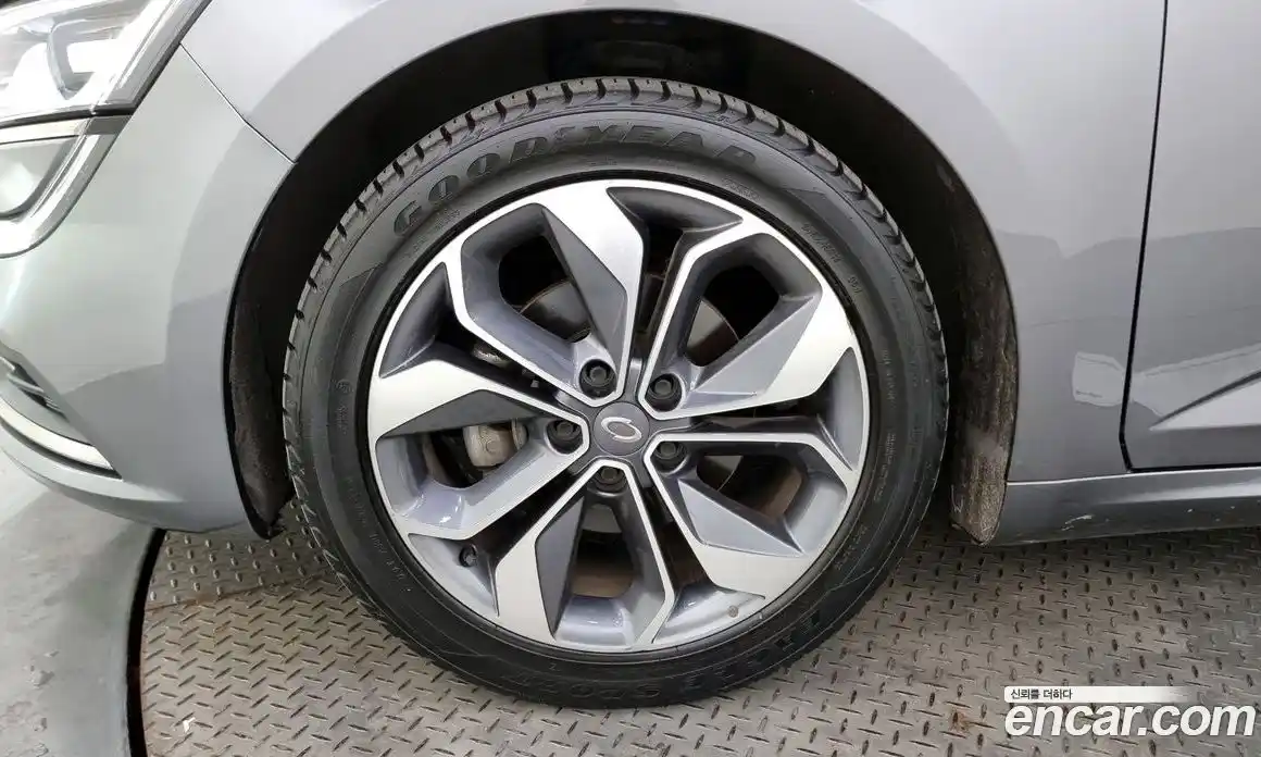 Renault SM6 2019 2.0 Автомат в Москве № 178283, фото 20