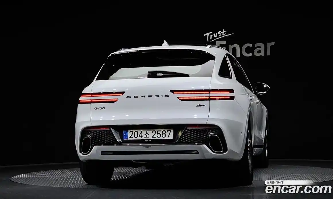 Genesis GV70 2023 2.5 Автомат в Москве № 1806, фото 18