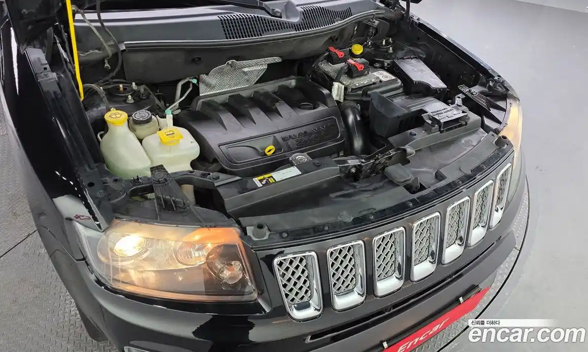 Jeep Compass 2015 2.4 Автомат в Москве № 181164, фото 15