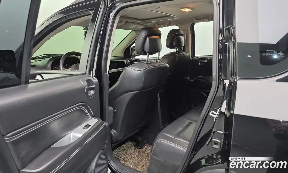 Jeep Compass 2015 2.4 Автомат в Москве № 181164, фото 20