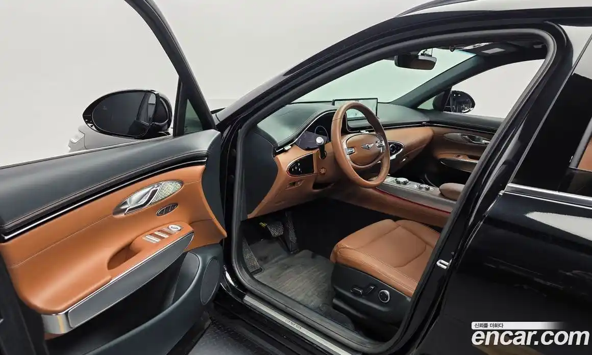 Genesis GV70 2024 2.5 Автомат в Москве № 18707, фото 6