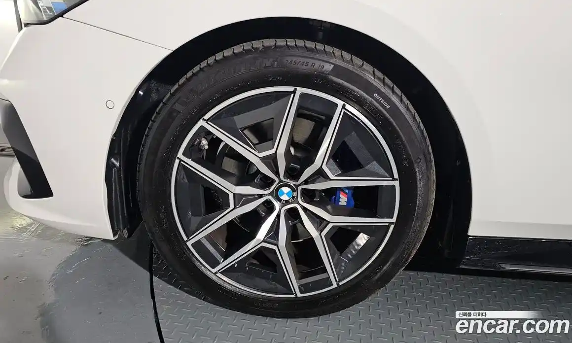 BMW 5-Series 2024 2.0 Автомат в Москве № 188025, фото 12