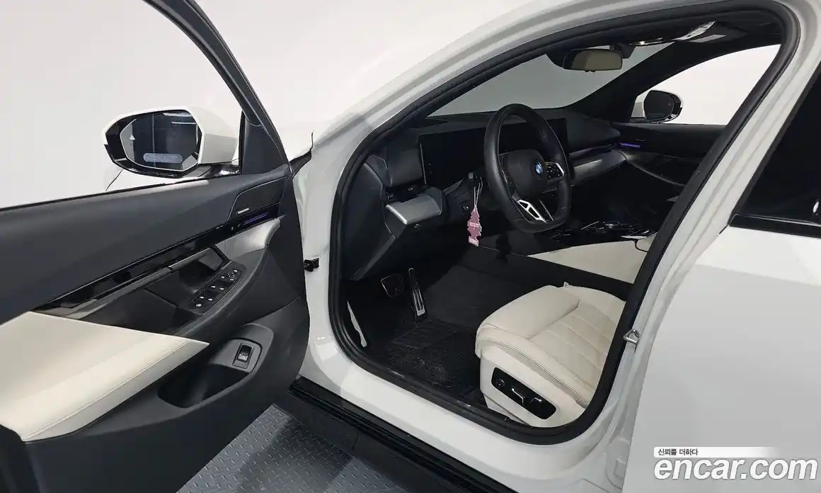 BMW 5-Series 2024 2.0 Автомат в Москве № 188025, фото 18