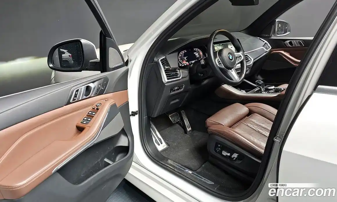 BMW X5 2023 3.0 Автомат в Москве № 189569, фото 4