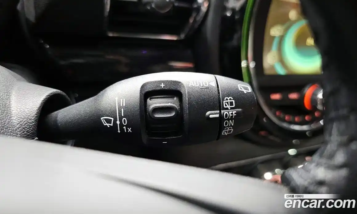 Mini Clubman 2016 1.5 Автомат в Москве № 190376, фото 4