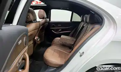 Mercedes-Benz E-Class 2021 2.0 Автомат в Москве № 192467, миниатюра 8