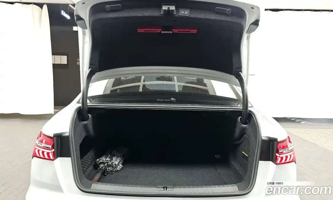 Audi A6 2021 2.0 Автомат в Москве № 196092, фото 15